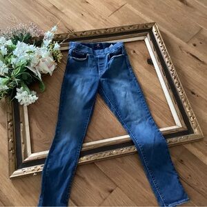 Levi’s pull on jeans